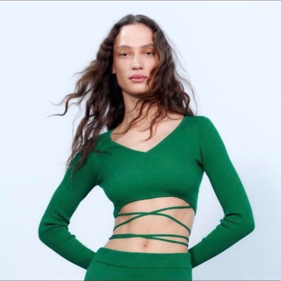 Zara Green Long Sleeve Cropped Top - Picture 1 of 3